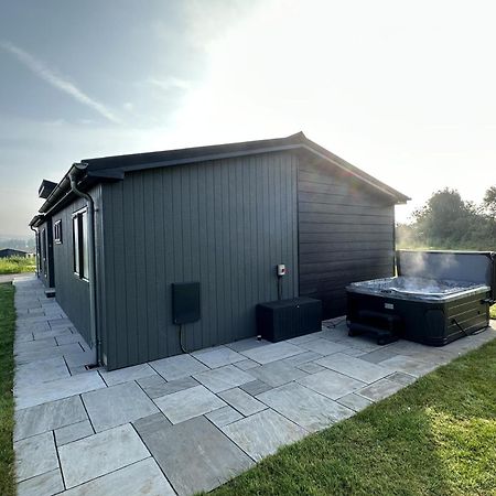 Swanlake Lodge - 3 Bedroom Holiday Home - Penally Luaran gambar