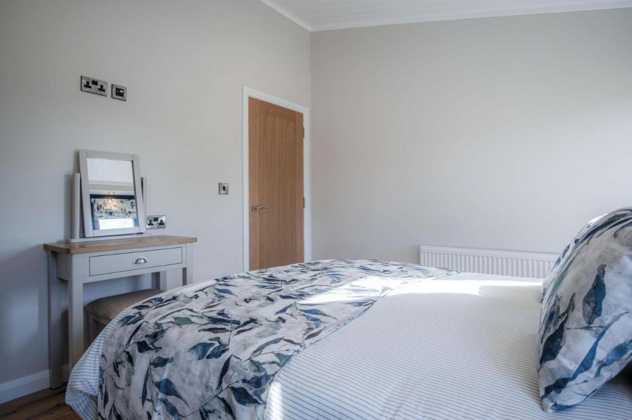 Swanlake Lodge - 3 Bedroom Holiday Home - Penally Luaran gambar