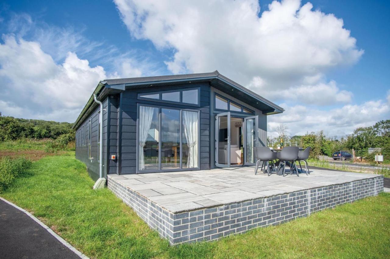 Swanlake Lodge - 3 Bedroom Holiday Home - Penally Luaran gambar